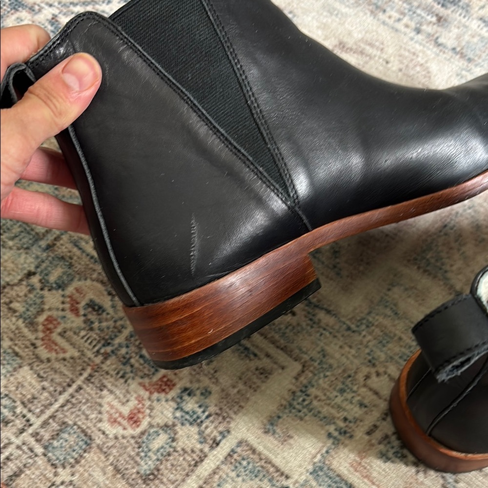 Nisolo Black Boots - Picture 4 of 6